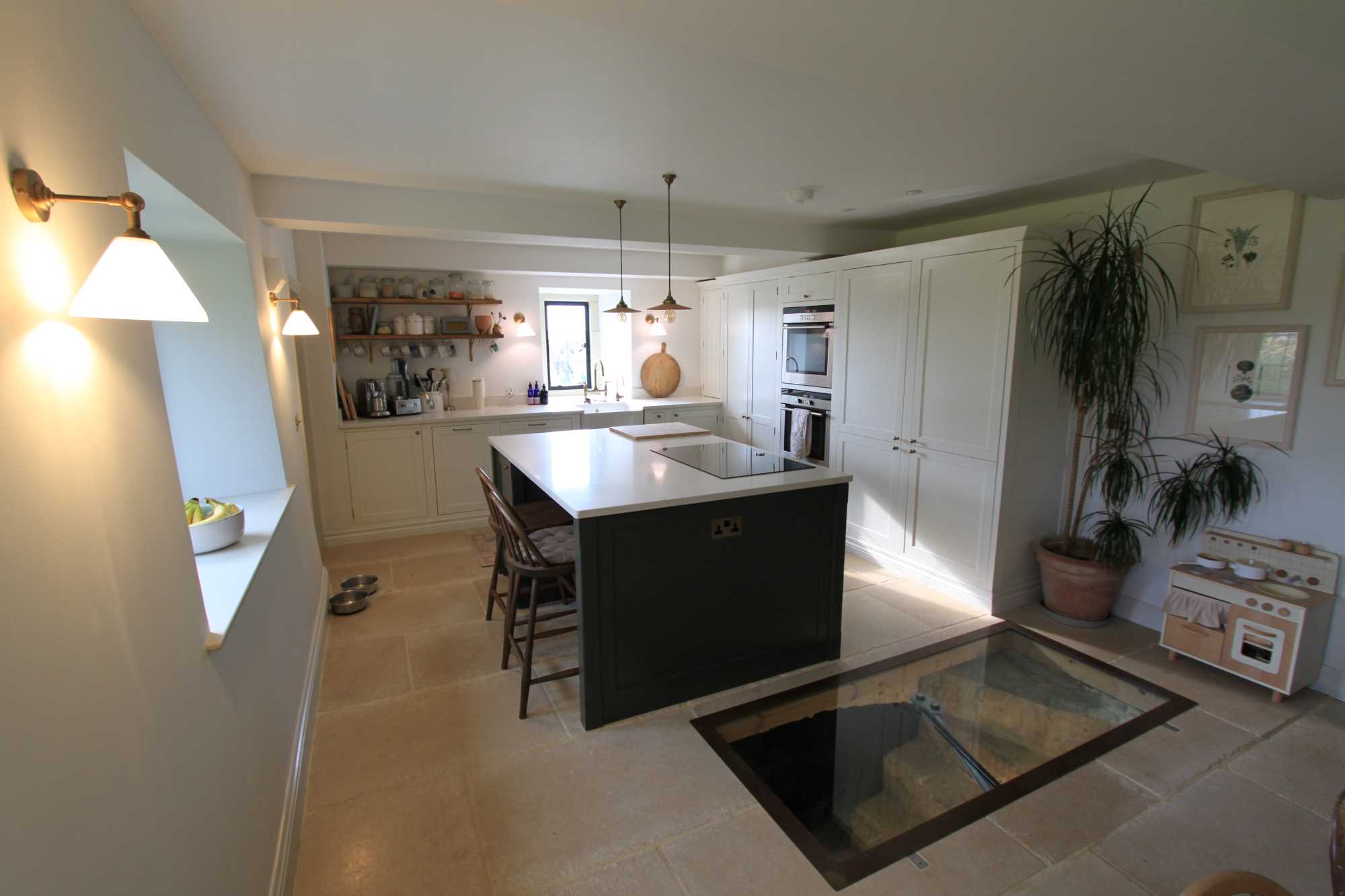 Farmhouse Remodel by Sense Architects, Gloucestershire